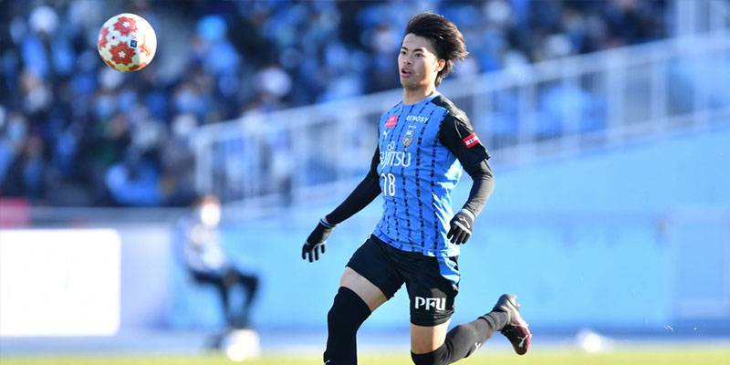 Thông tin chi tiết về cầu thủ bóng đá Mitoma Kaoru