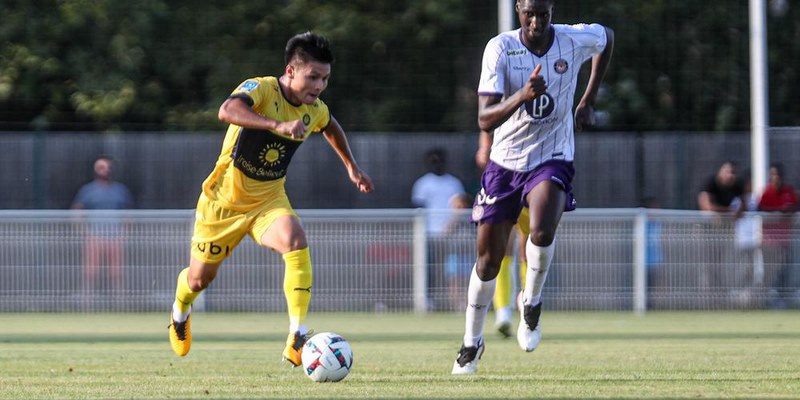 Quang Hải lọt vào danh sách đặc biệt của Ban tổ chức Ligue 2
