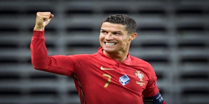 Ronaldo mất giá trên thị trường chuyển nhượng